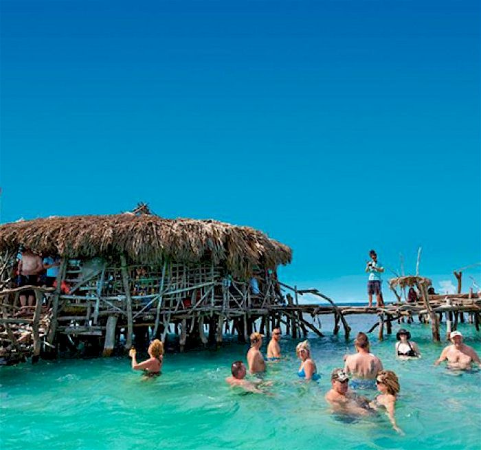 Excursión Pelican Bar YSFalls Río Negro, Cascadas YS , Black River, Tour combinado 3 in1 Combo from Montego Bay, Negril, Trelawny, Lucea, Runaway Bay - Jamaica